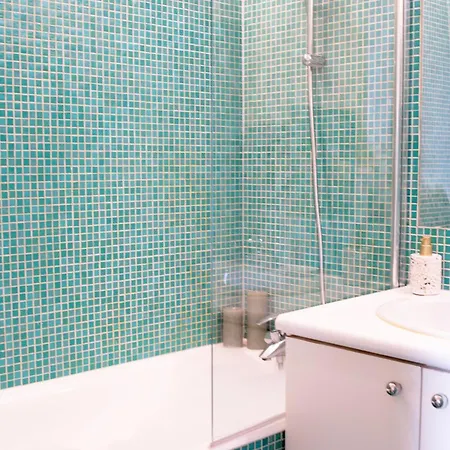 Appartamento Eiffel 2br Avenue Parigi