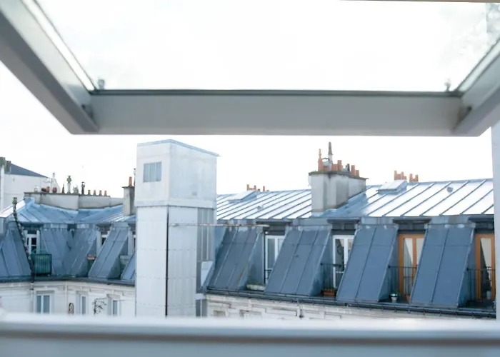 Eiffel 2br Avenue * Paris